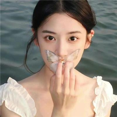 靓妹闯情关